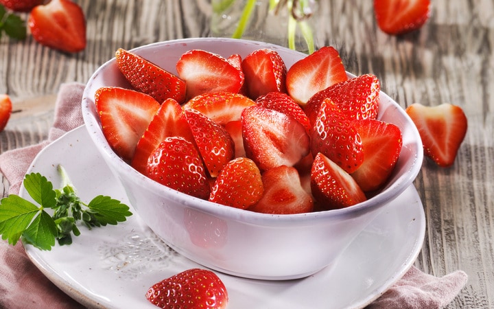 Erdbeeren, halbiert (Artikelnummer 10854)